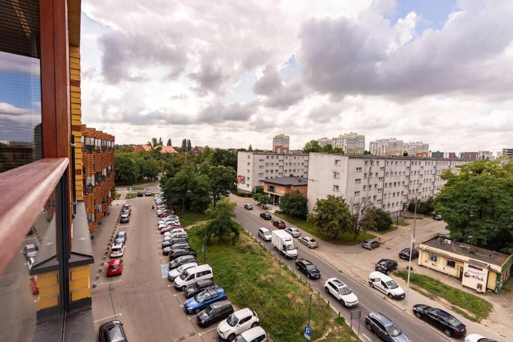 Apartament Na Grabiszynskiej Wroclaw Luaran gambar
