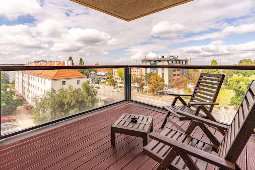 Apartament Na Grabiszynskiej Wroclaw Luaran gambar