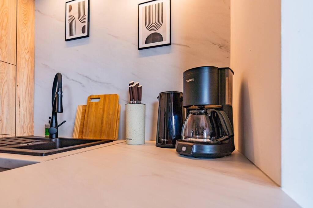 Apartament Na Grabiszynskiej Wroclaw Luaran gambar